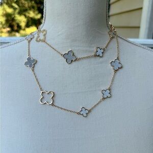 BRAND NEW DEPARTMENT STORE NECKLACE 🎁